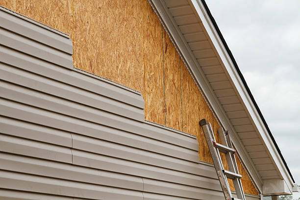 24/7 Emergency Vinyl Siding experts in Laurel, IN